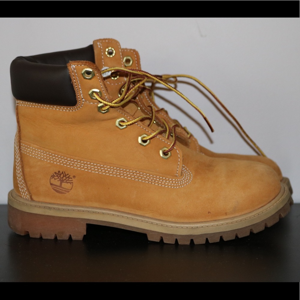 Timberland boots grade school size5